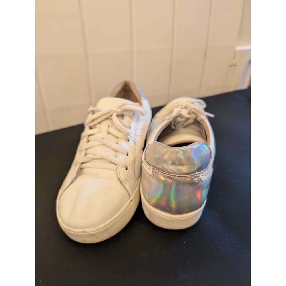 Naturalizer Woman White Leather Sneaker With Holographic Detail On Heel